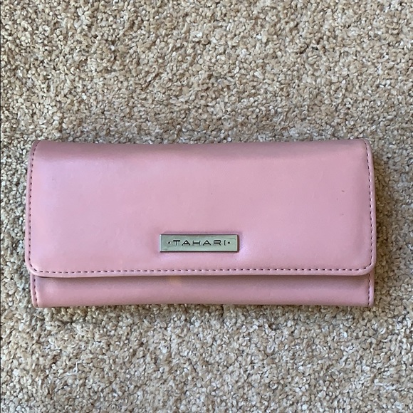 Tahari Accessories - Light pink wallet
